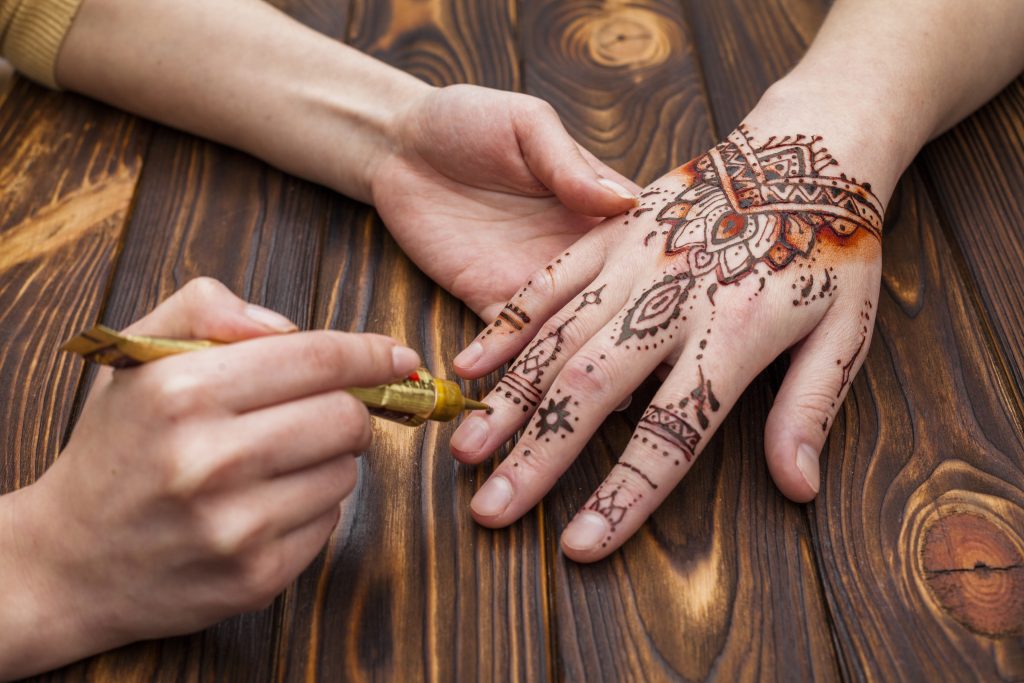 Mehndi Artist in Allahabad